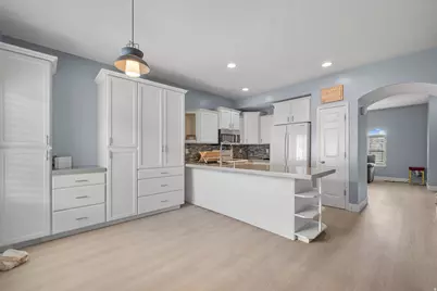 5196 W Dove Creek Ln, West Jordan, UT 84081 - Photo 8
