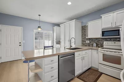 5196 W Dove Creek Ln, West Jordan, UT 84081 - Photo 8