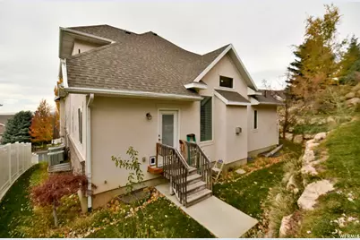 915 Fremont Rd, Bountiful, UT 84010 - Photo 2