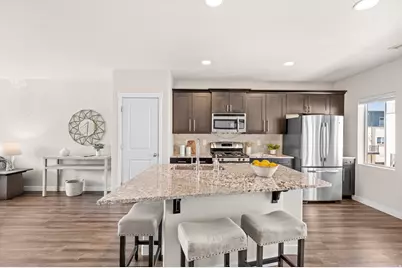 36 W Gilbride Ave, Murray, UT 84107 - Photo 4