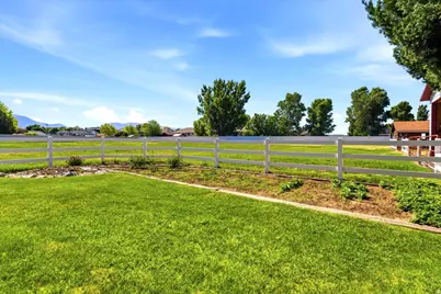 2889 W 3775 S, West Haven, UT 84401 - Photo 12