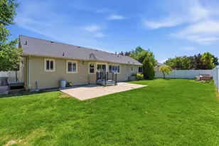 963 E Murdock Dr, American Fork, UT 84003 - Photo 2