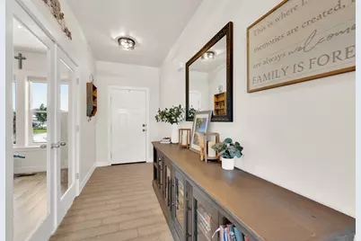 1857 E Thunder Gulch Rd, Eagle Mountain, UT 84043 - Photo 4