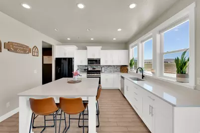 1857 E Thunder Gulch Rd, Eagle Mountain, UT 84043 - Photo 10