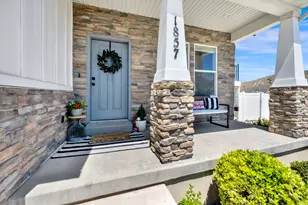 1857 E Thunder Gulch Rd, Eagle Mountain, UT 84005 - Photo 2