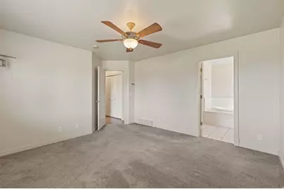 2091 W 2060 S, Syracuse, UT 84075 - Photo 22