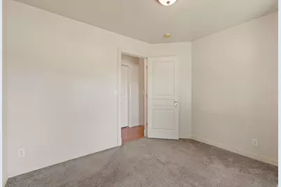2091 W 2060 S, Syracuse, UT 84075 - Photo 16