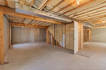 2091 W 2060 S, Syracuse, UT 84075 - Photo 30