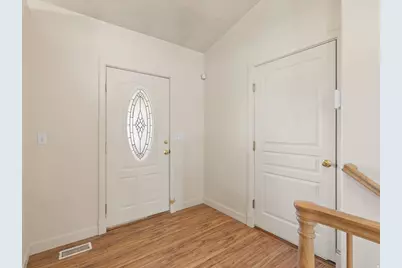 2091 W 2060 S, Syracuse, UT 84075 - Photo 4