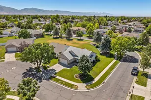 2091 W 2060 S, Syracuse, UT 84075 - Photo 40