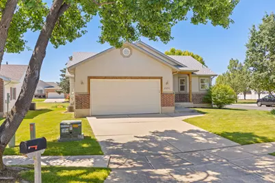2091 W 2060 S, Syracuse, UT 84075 - Photo 2