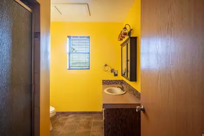 1688 Dammeron Dr E, Dammeron Valley, UT 84783 - Photo 18