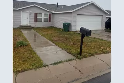 440 W 2050 S, Vernal, UT 84078 - Photo 2
