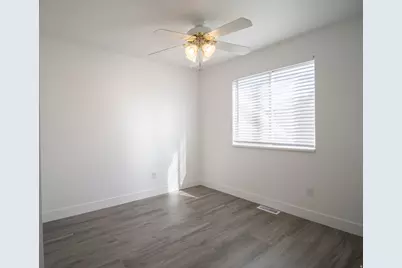 1173 W Wimbledon Ridge Ln S, West Jordan, UT 84084 - Photo 8