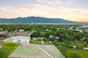 30 N 300 E, Hyrum, UT 84319 - Photo 38
