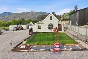 30 N 300 E, Hyrum, UT 84319 - Photo 22