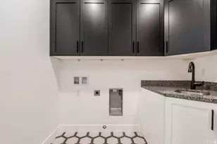 2095 S Franklin Dr, Washington, UT 84780 - Photo 34