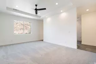 2095 S Franklin Dr, Washington, UT 84780 - Photo 22