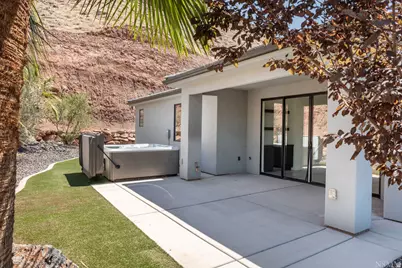 2095 S Franklin Dr, Washington, UT 84780 - Photo 36