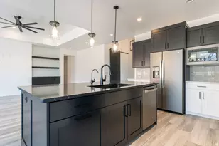 2095 S Franklin Dr, Washington, UT 84780 - Photo 14