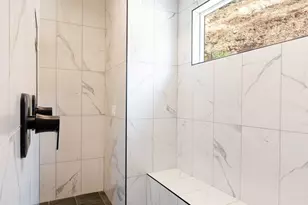 2095 S Franklin Dr, Washington, UT 84780 - Photo 28