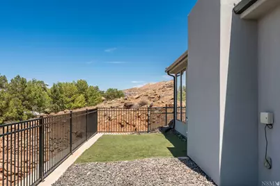 2095 S Franklin Dr, Washington, UT 84780 - Photo 40