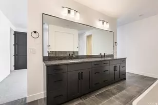 2095 S Franklin Dr, Washington, UT 84780 - Photo 26
