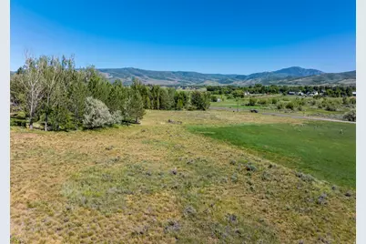 576 N 7100 E, Huntsville, UT 84317 - Photo 12