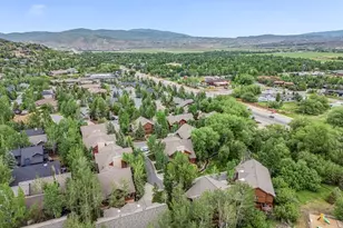 3933 N Timber Wolf Ln, Park City, UT 84098 - Photo 30