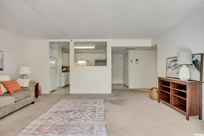 875 S Donner Way E #209, Salt Lake City, UT 84108 - Photo 4