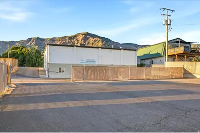 879 W Pleasant View Dr, Pleasant View, UT 84414 - Photo 20