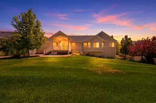 5575 S 1350 E, South Ogden, UT 84403 - Photo 2