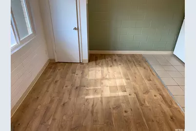 365 E Vine Street St, Tooele, UT 84074 - Photo 10