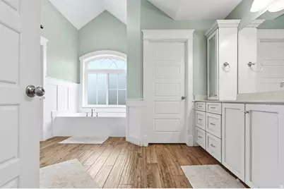 672 E Perry Holow Dr, Mapleton, UT 84664 - Photo 48