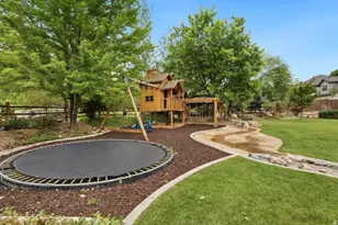 672 E Perry Holow Dr, Mapleton, UT 84664 - Photo 96