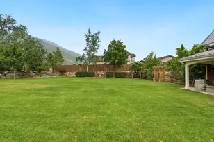 672 E Perry Holow Dr, Mapleton, UT 84664 - Photo 106