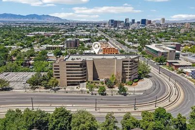 426 S 1000 E #403, Salt Lake City, UT 84102 - Photo 2