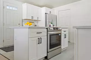 1146 E 5645 S, Murray, UT 84121 - Photo 8