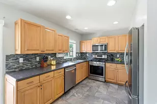 2014 N 2475 W, Clinton, UT 84015 - Photo 8