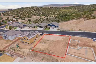 356 S 3425 W #17, Cedar City, UT 84720 - Photo 2