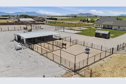 9590 W Point Lookout Dr, Bothwell, UT 84337 - Photo 54