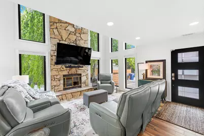 4833 S Arbor Cir E, Holladay, UT 84117 - Photo 4