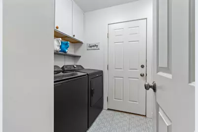 1380 Eastpoint Dr, Sandy, UT 84092 - Photo 38