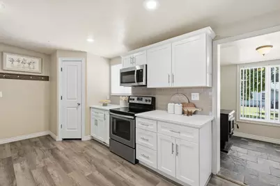 1868 W 4840 S, Taylorsville, UT 84123 - Photo 10