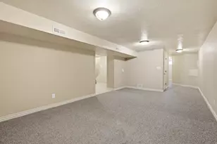1868 W 4840 S, Taylorsville, UT 84123 - Photo 20