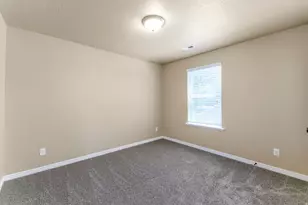 1831 S Meadow Marsh Dr E, Lehi, UT 84043 - Photo 18