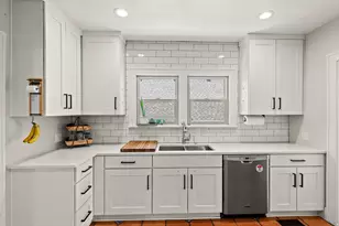 383 N I St E, Salt Lake City, UT 84103 - Photo 14