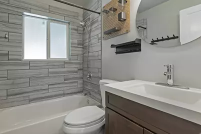 946 W Signora Dr N, Salt Lake City, UT 84116 - Photo 16