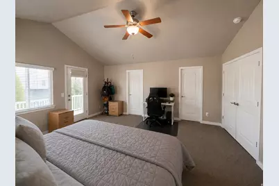 149 E Crescent Pine Ln, Sandy, UT 84070 - Photo 8