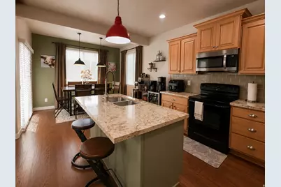 149 E Crescent Pine Ln, Sandy, UT 84070 - Photo 6